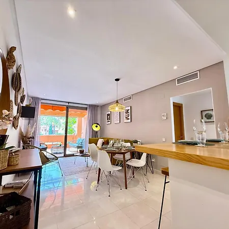 Sunny 2bed Style New Golden Mile Free Parking Wifi & Aircon Estepona