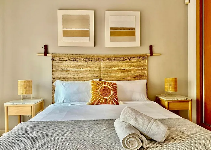 Sunny 2bed Style New Golden Mile Free Parking Wifi & Aircon *