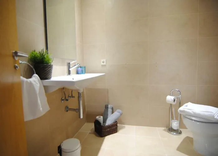 Sunny 2bed Style New Golden Mile Free Parking Wifi & Aircon Daire