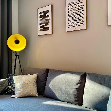 Apartment Sunny 2br Style New Golden Mile Free Parking Wifi & Aircon *