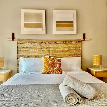Sunny 2bed Style New Golden Mile Free Parking Wifi & Aircon *