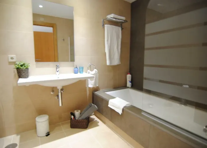 Sunny 2bed Style New Golden Mile Free Parking Wifi & Aircon Estepona