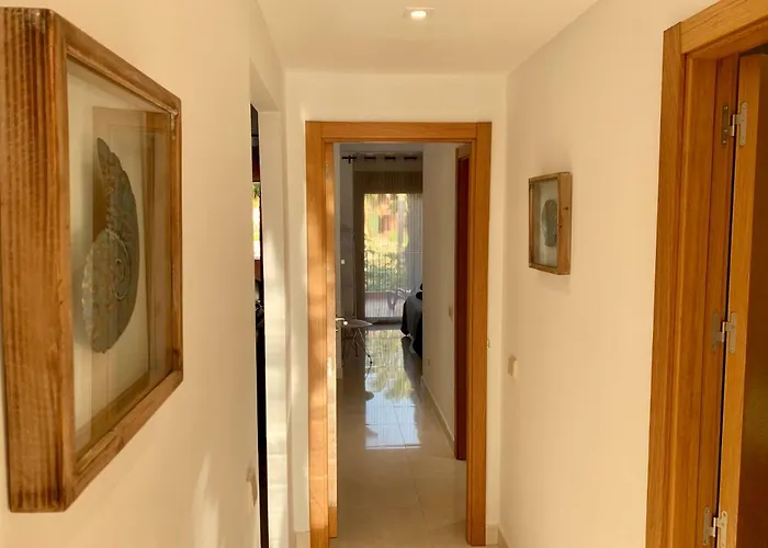 Sunny 2bed Style New Golden Mile Free Parking Wifi & Aircon Appartement